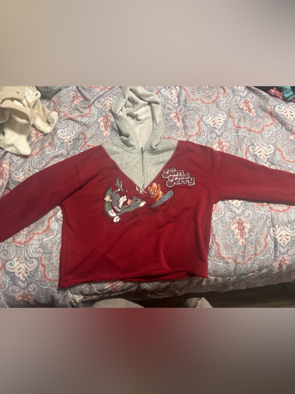 Youth xl (16) tom and jerry crop hoodie